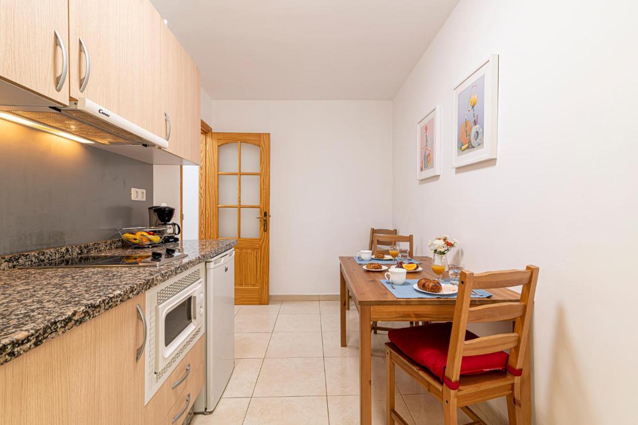 Apartamentos En El Centro De Los Cristianos Arona  Luaran gambar