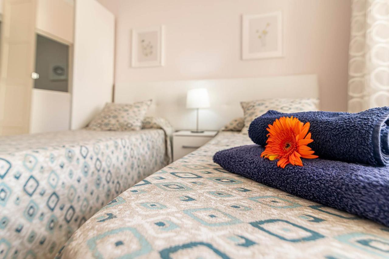 Apartamentos En El Centro De Los Cristianos Arona  Luaran gambar